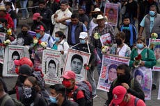 México: renuncia fiscal de caso de estudiantes desaparecidos