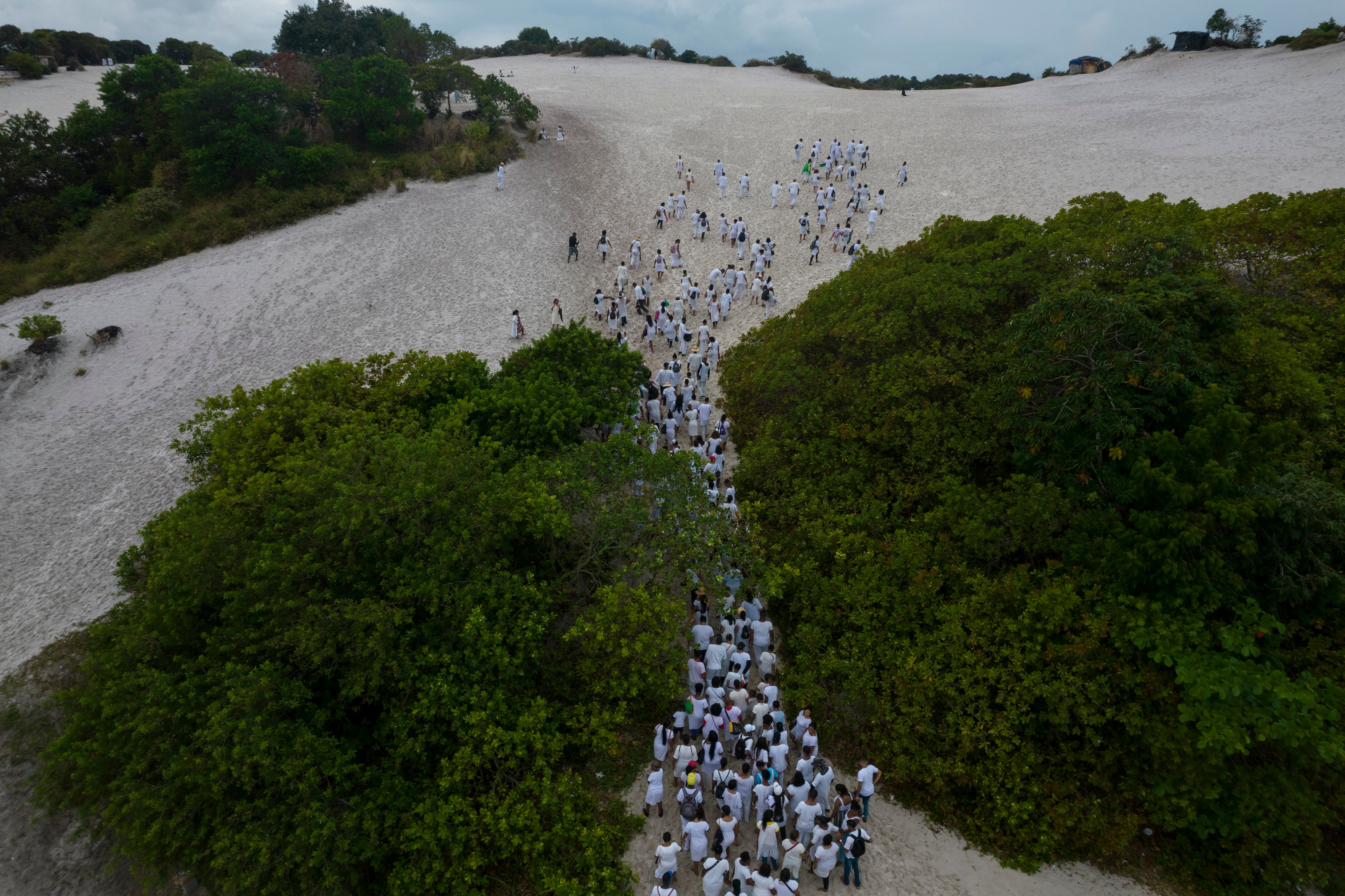 BRASIL-DUNAS SAGRADAS-DISPUTA