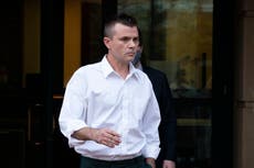 Avanza caso contra informante en expediente sobre Trump