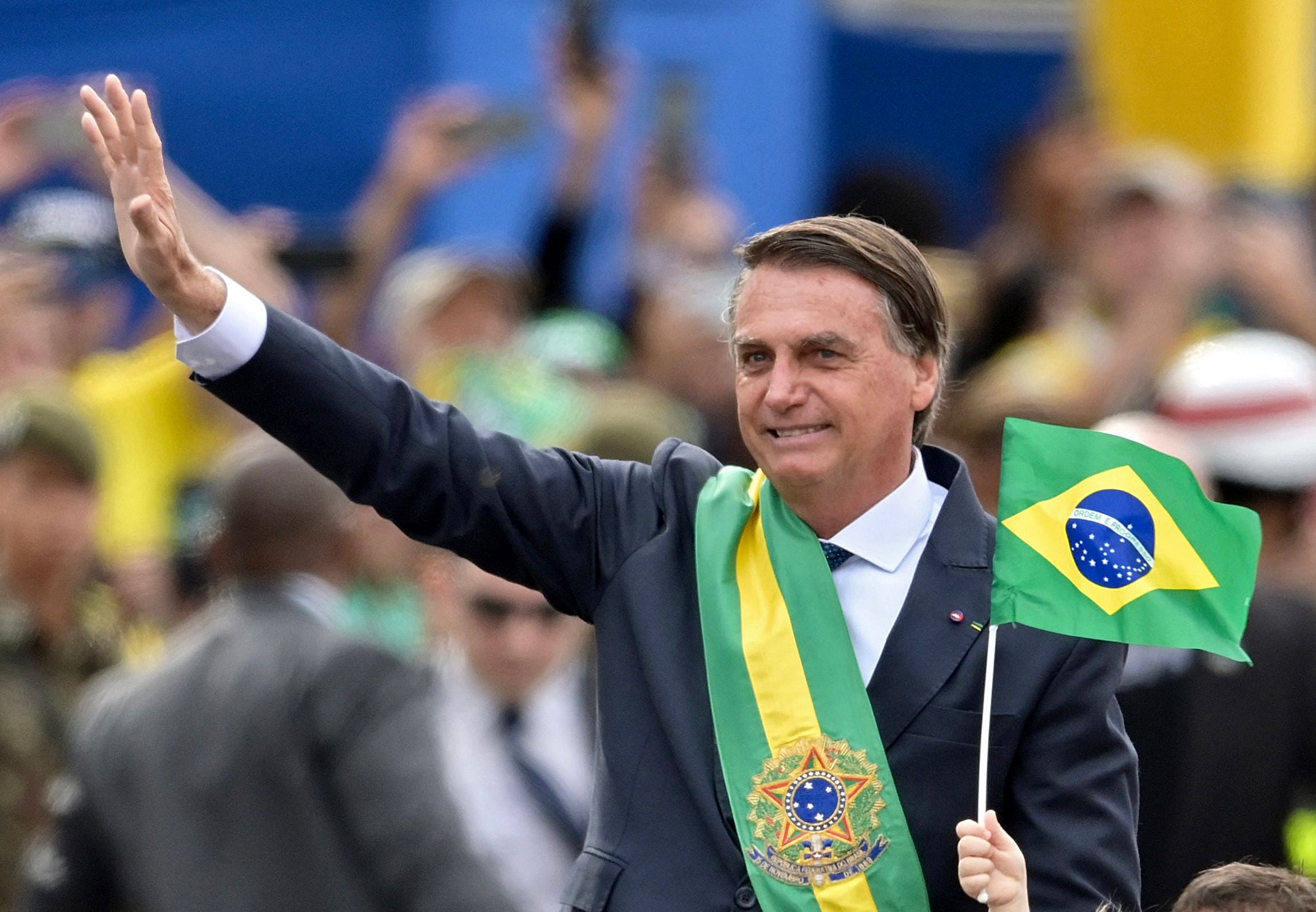 Jair Bolsonaro en un desfile militar para conmemorar los 200 años de la independencia de Brasil el 7 de septiembre