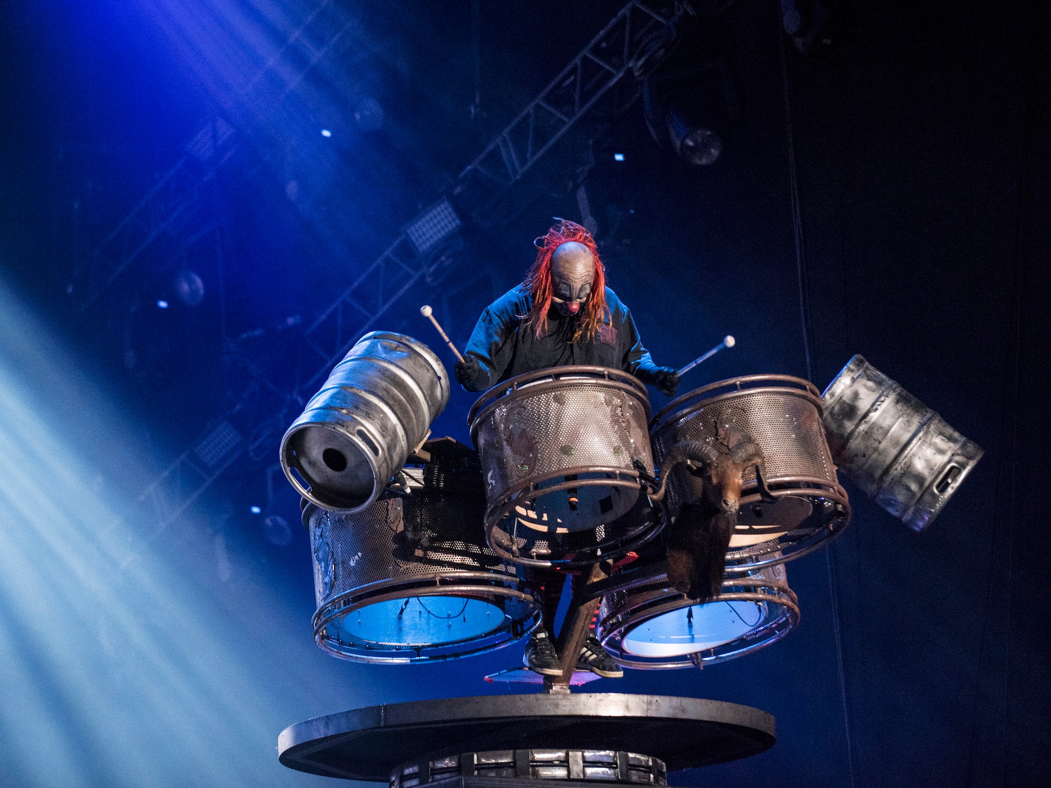 Shawn Crahan actúa en el festival Rock in Rio 2015