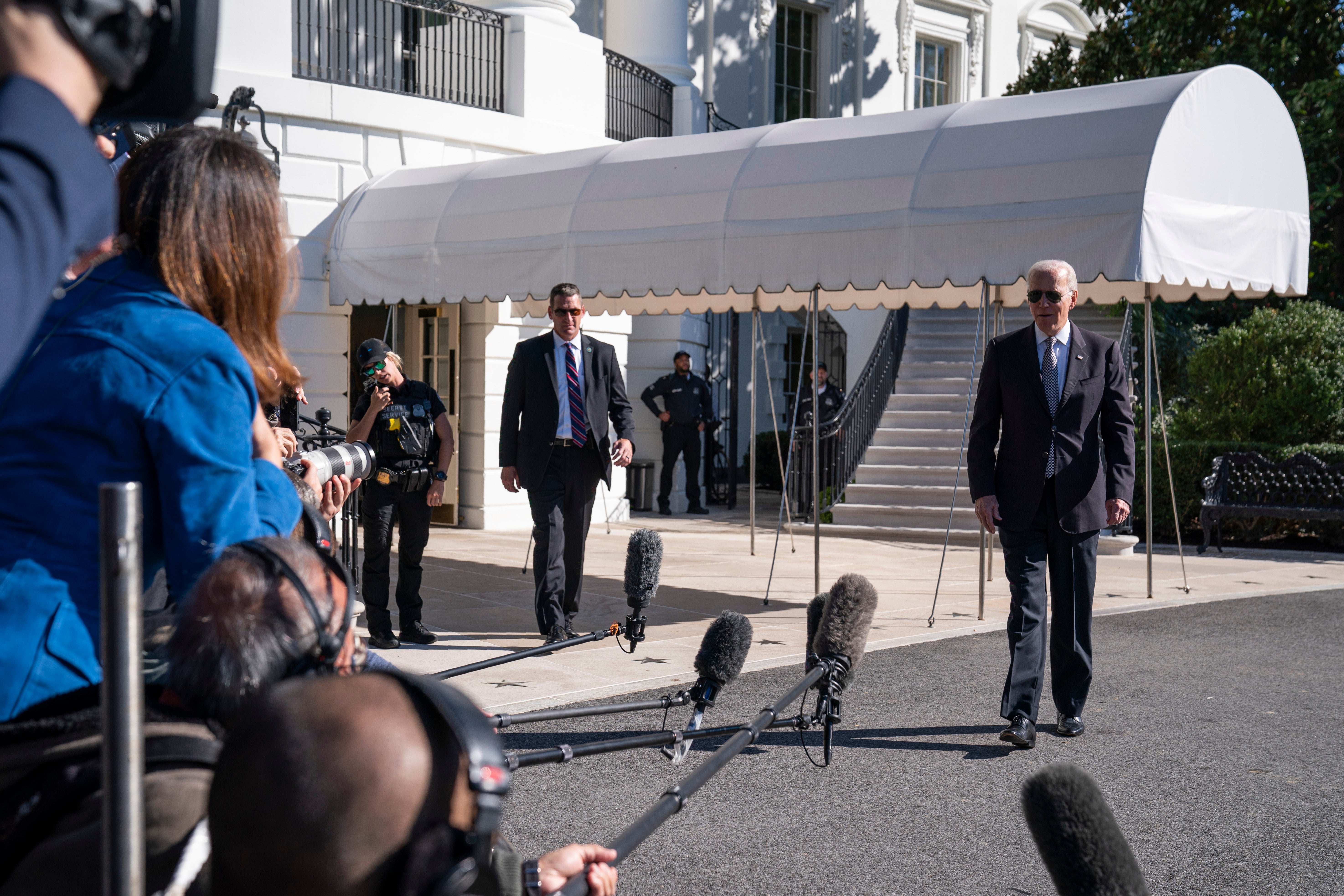 Biden dice que el recorte de la OPEP “muestra que hay problemas” en la relación entre EE.UU. y Arabia Saudita