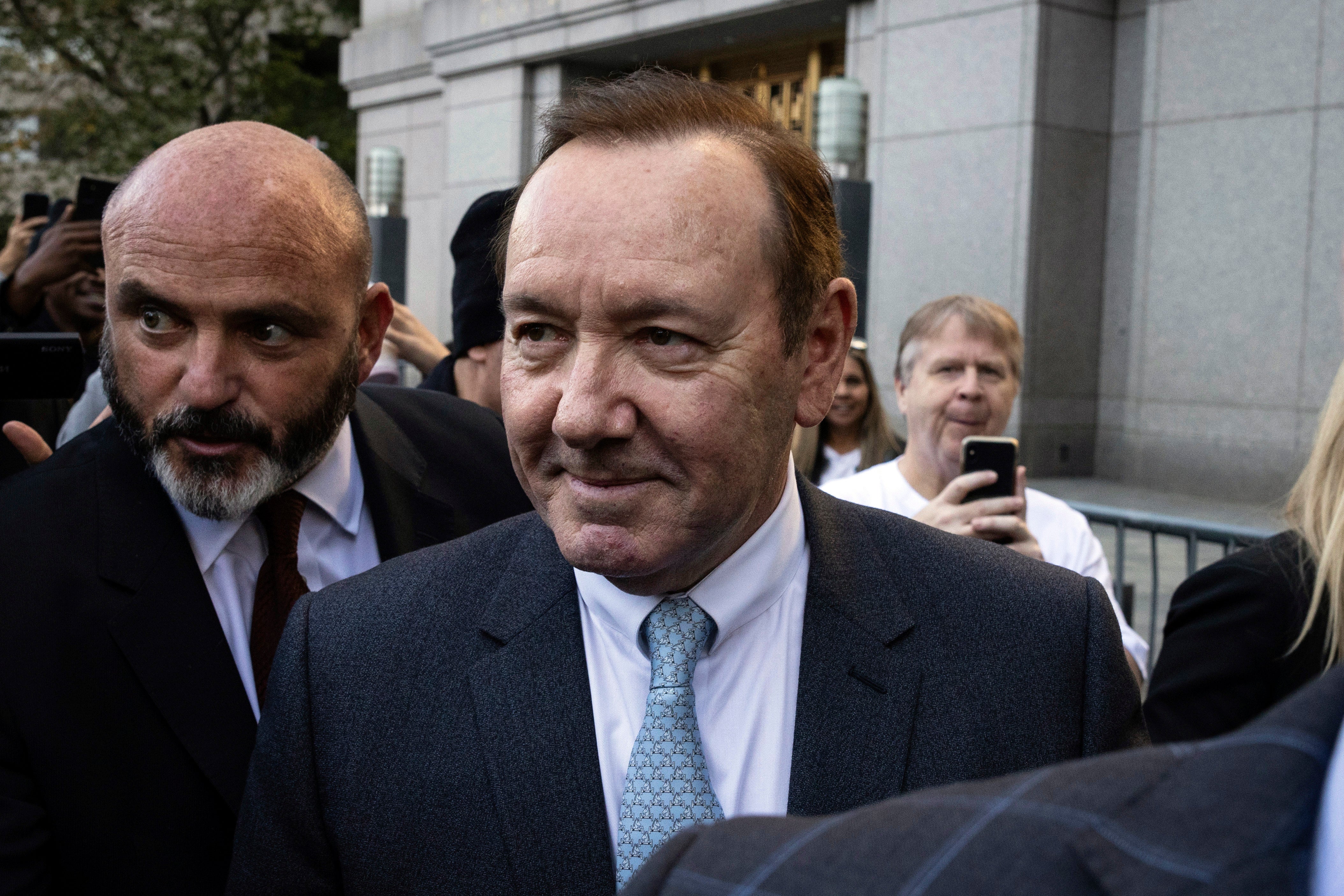 AP EXPLICA- KEVIN SPACEY-JUICIO