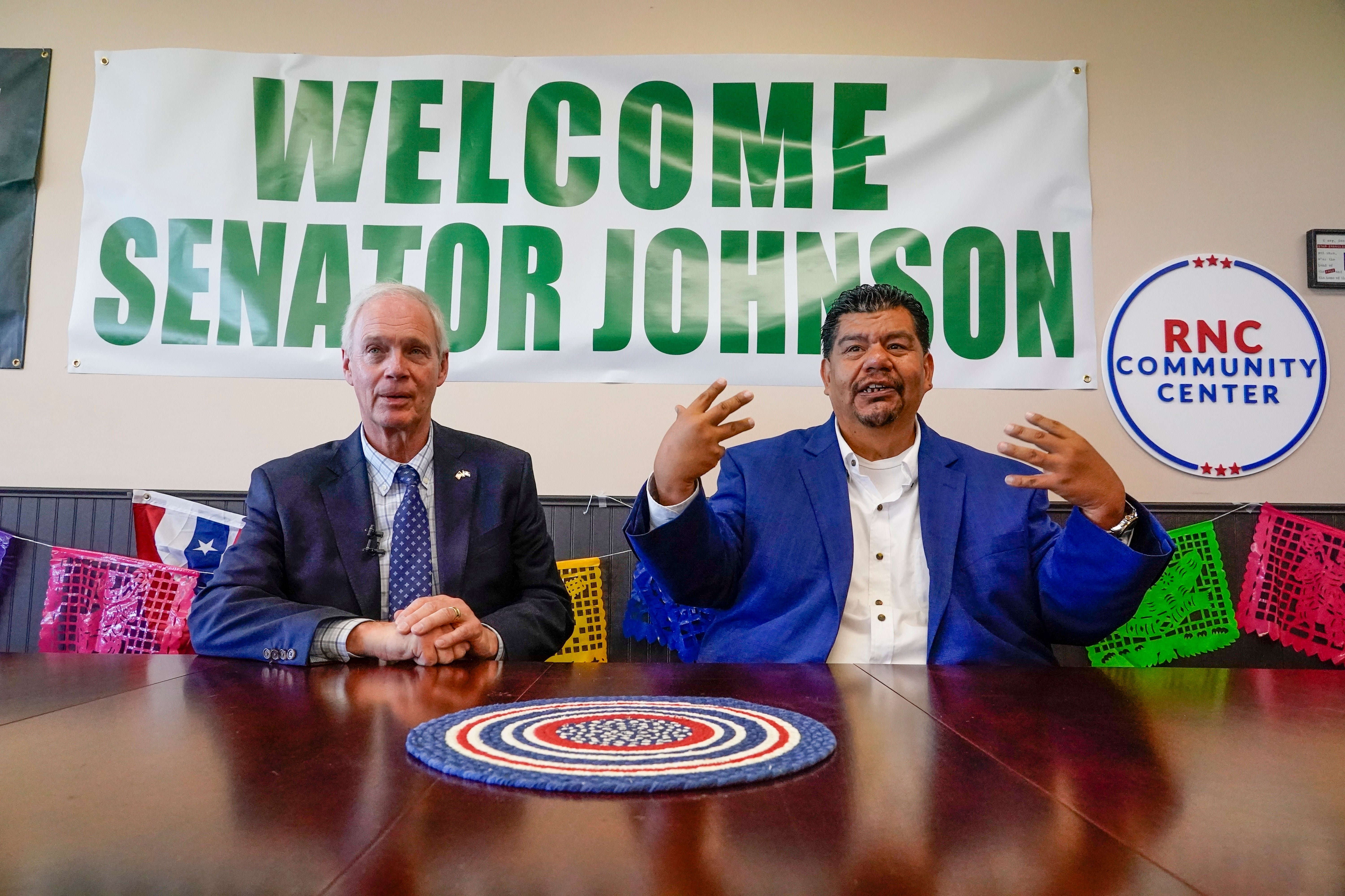 Republicanos de Wisconsin cortejan el voto hispano