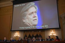 Steve Bannon merece una sentencia de seis meses por “desafío y desacato”, afirma el Departamento de Justicia