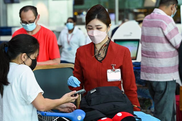 El Ministerio de Salud de Singapur dijo que es probable que la ola XBB de Covid en el país alcance un máximo de 15,000 casos diarios a mediados de noviembre.