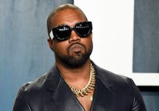 Kanye West busca comprar la red social conservadora Parler