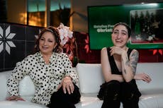 Gloria Estefan reúne a su familia en su 2do álbum navideño