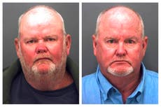 Migrantes que fueron baleados siguen presos en EE.UU.