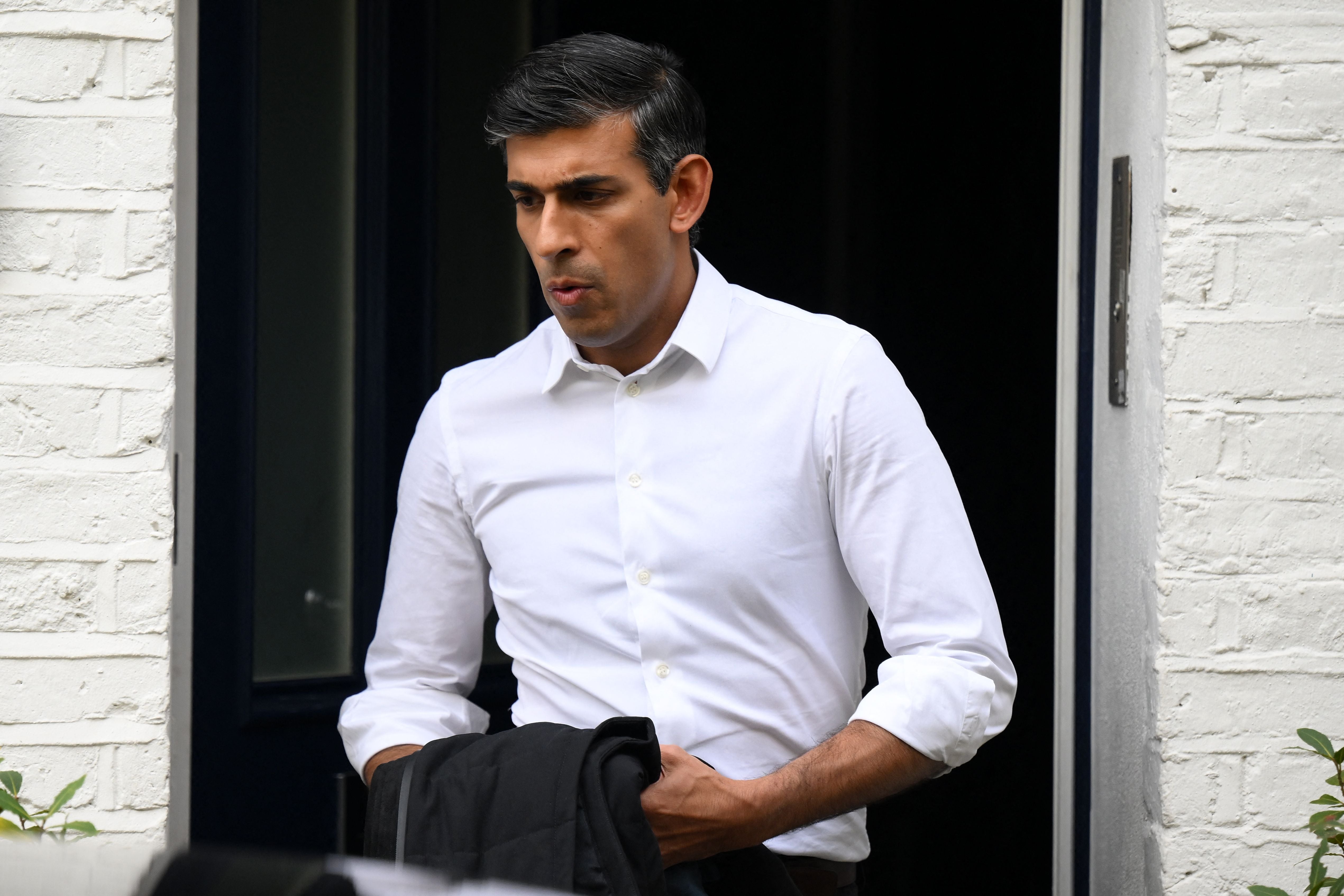 Rishi Sunak declara que se postula para reemplazar a Liz Truss como primer ministro