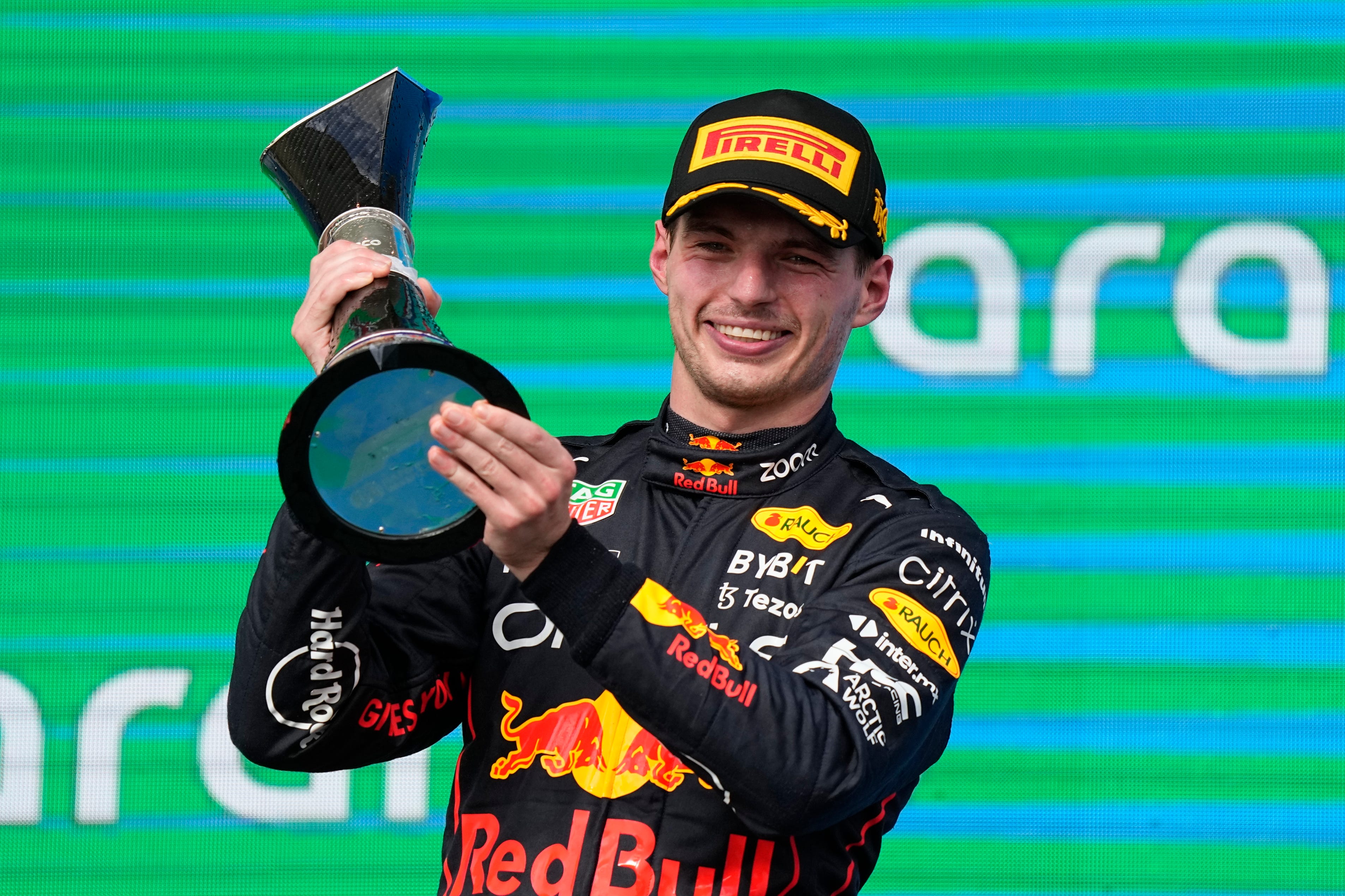 Max Verstappen vence a Lewis Hamilton y gana el emocionante Gran Premio de EE.UU.