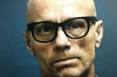 Florida: la policía sospecha que el convicto misógino Michael Townson es un asesino en serie