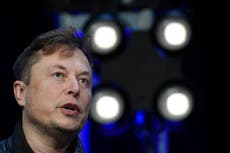 Musk tuitea enlace a una teoría de conspiración infundada