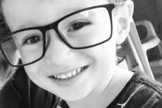 Niño muere de múltiples infartos luego de que lo picara un escorpión mientras se ponía los zapatos en Brasil