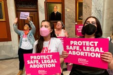 Votantes de Kentucky rechazan enmienda contra el aborto
