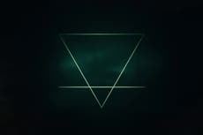 ¿Qué es el género de “caja misteriosa” detrás de series como ‘Dark’ y ‘1899’?