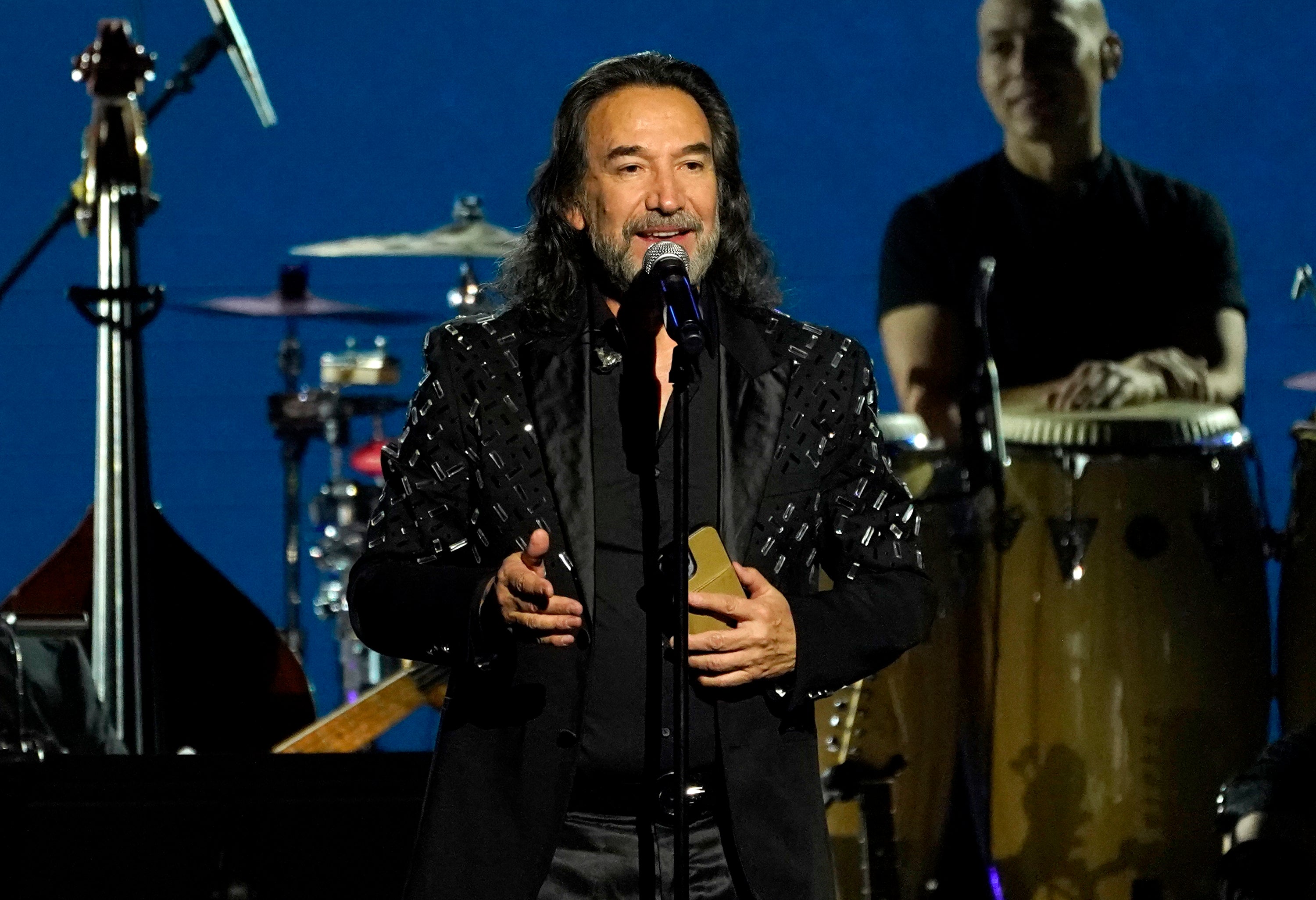 LATIN GRAMMY-PERSONA DEL AÑO