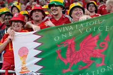 FIFA permite gorros con arcoíris de fans galeses en estadios
