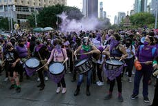 Protestas contra violencia hacia la mujer en América Latina