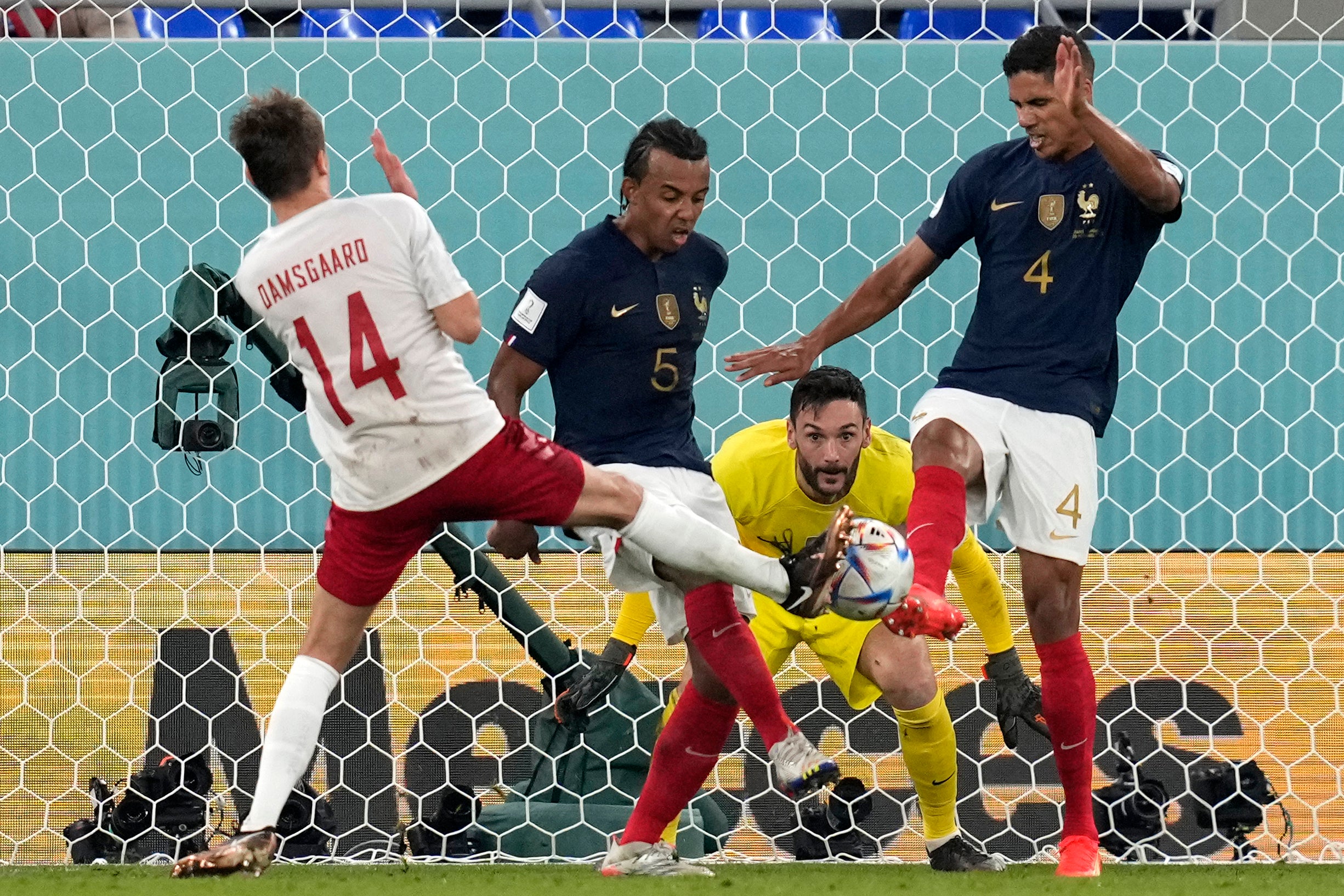 DEP-FUT MUNDIAL FRANCIA-DINAMARCA