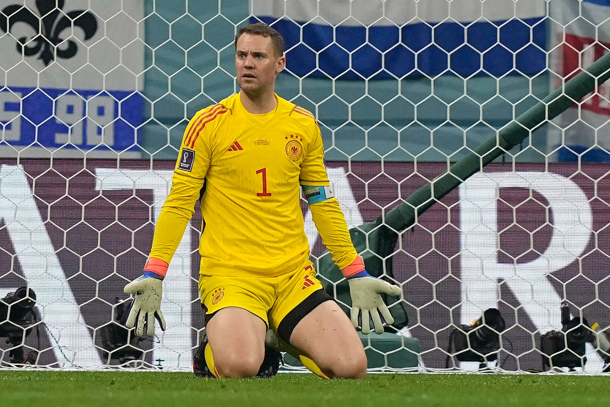 MUNDIAL NEUER