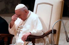 El papa pide una Navidad "humilde" y donaciones para Ucrania