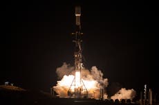 Lanzan un satélite que cartografiará océanos, lagos y ríos