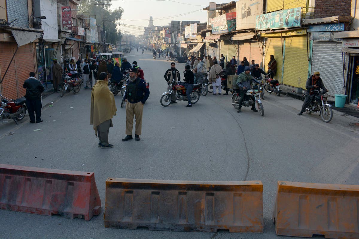 Detenidos Talibanes Toman Un Centro Policial En Pakist n Independent 