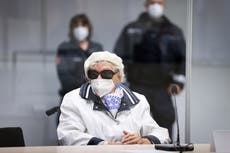 La justicia alemana condena a dos años de prisión a la exsecretaria de un campo nazi