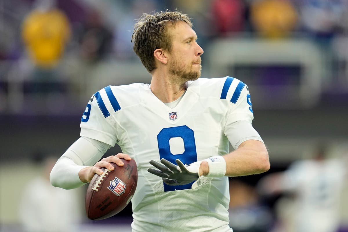 Colts relegan a Ryan por segunda vez; Foles será titular Independent