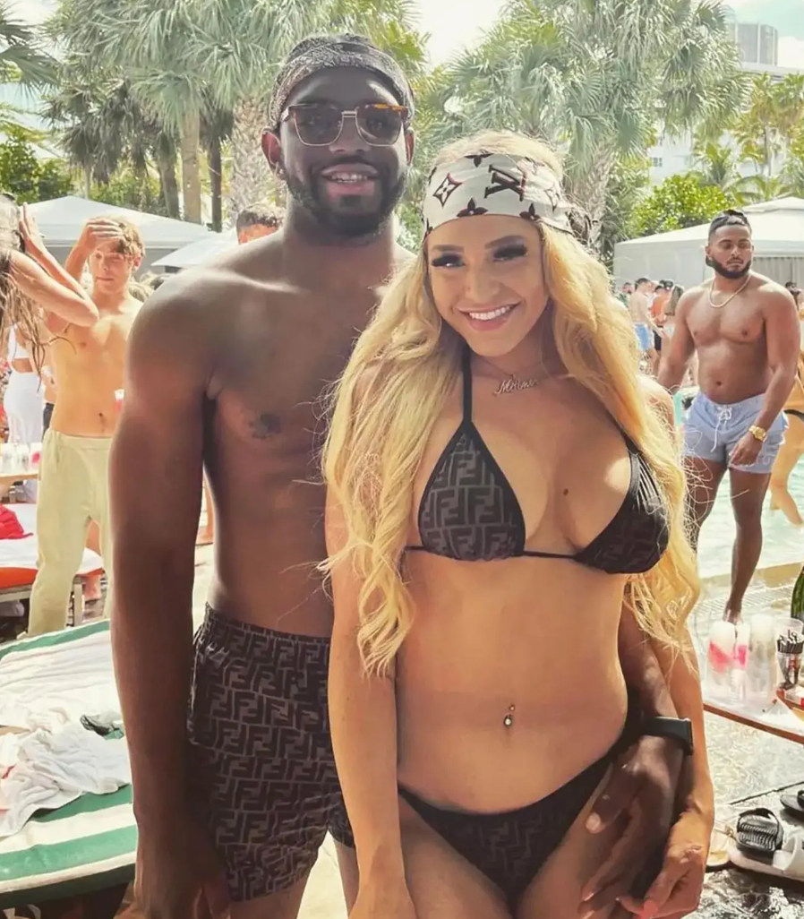 La modelo de OnlyFans Courtney Clenney es condenada a seis años de prisión por apuñalar a su novio