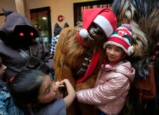 Colombia: Niños se alegran con juguetes y club Star Wars