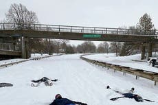 Prevén más nieve en NY tras fuerte tormenta invernal