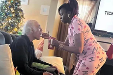 Mujer salva a un hombre discapacitado de morir congelado en una tormenta en Buffalo