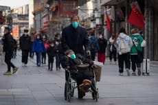 China critica pruebas de COVID y amenaza con contramedidas