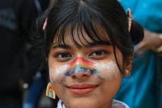 Marcha LGBTQ en la India reúne a más de 2.000 personas