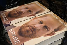 Reseña de ‘Spare’: el príncipe Harry desquicia a la familia real con unas memorias caóticas pero elegantes