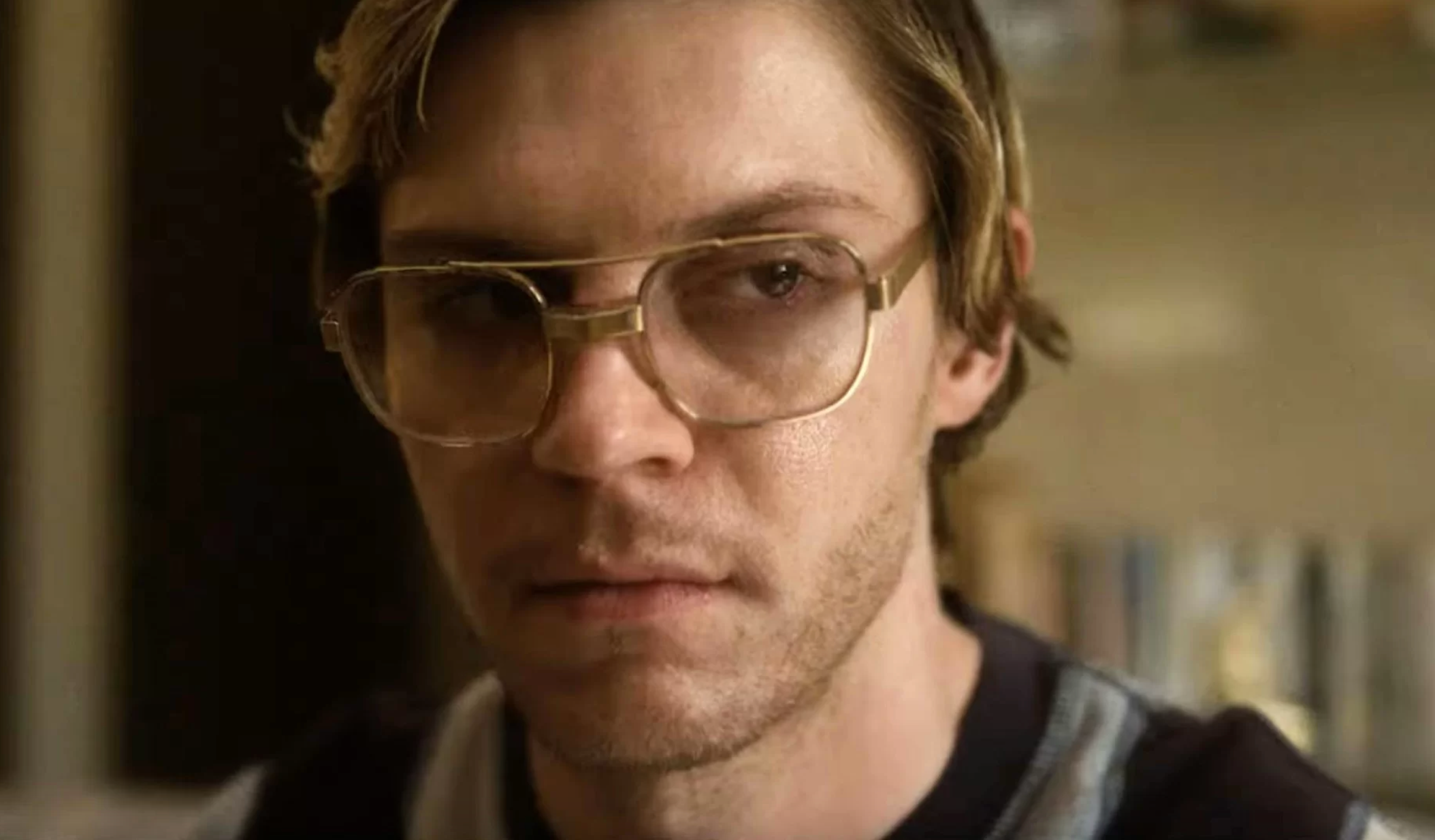 Evan Peters en ‘Monster’, la serie de Netflix sobre Jeffrey Dahmer