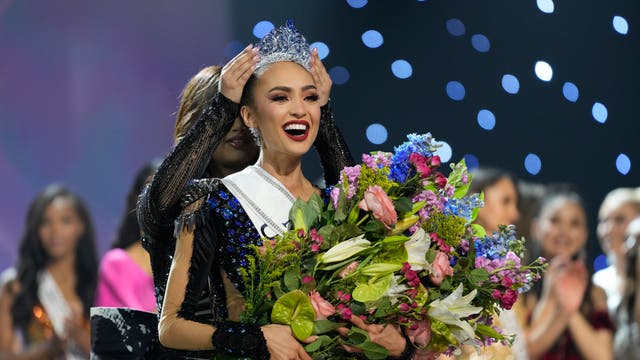 MISS UNIVERSO