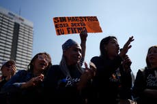 Venezuela: maestros marchan en demanda de aumento salarial