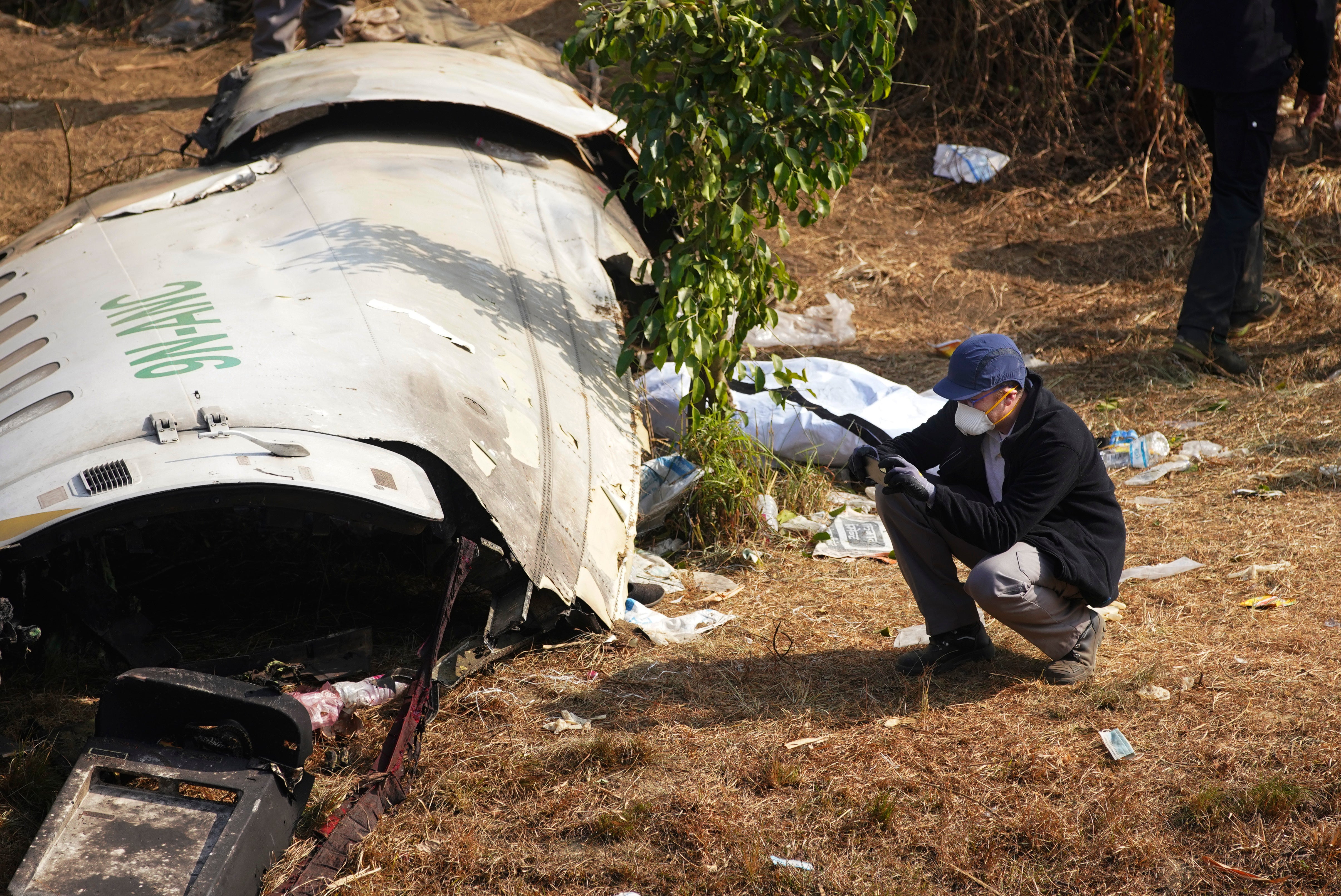 NEPAL-AVIÓN ESTRELLADO