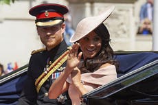 Príncipe Harry recuerda el “silencio sepulcral” luego de un chiste de Meghan en el primer Trooping the Colour