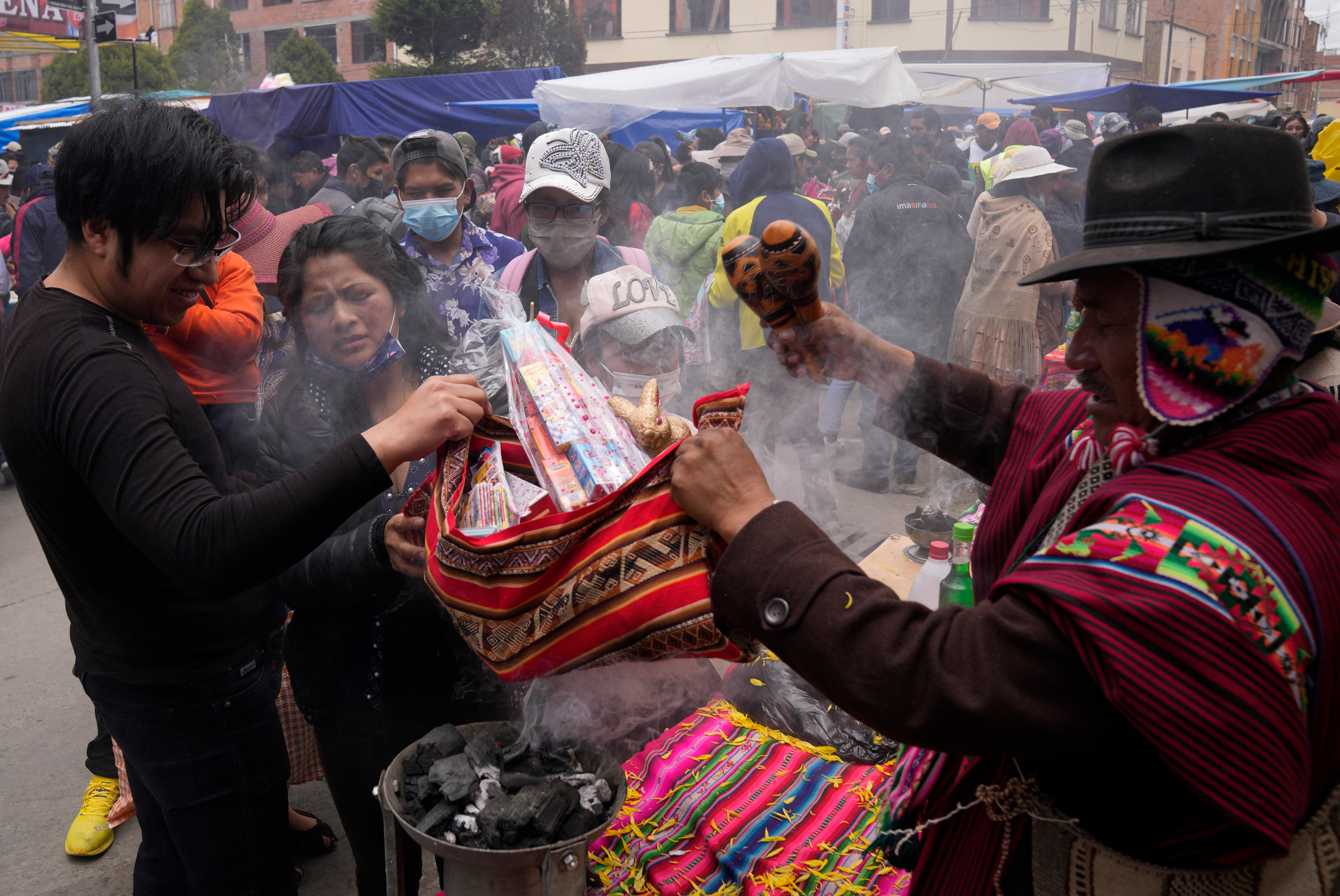 BOLIVIA-ALASITA FIESTA