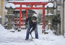 La nieve provoca caos y demoras en Corea del Sur y Japón