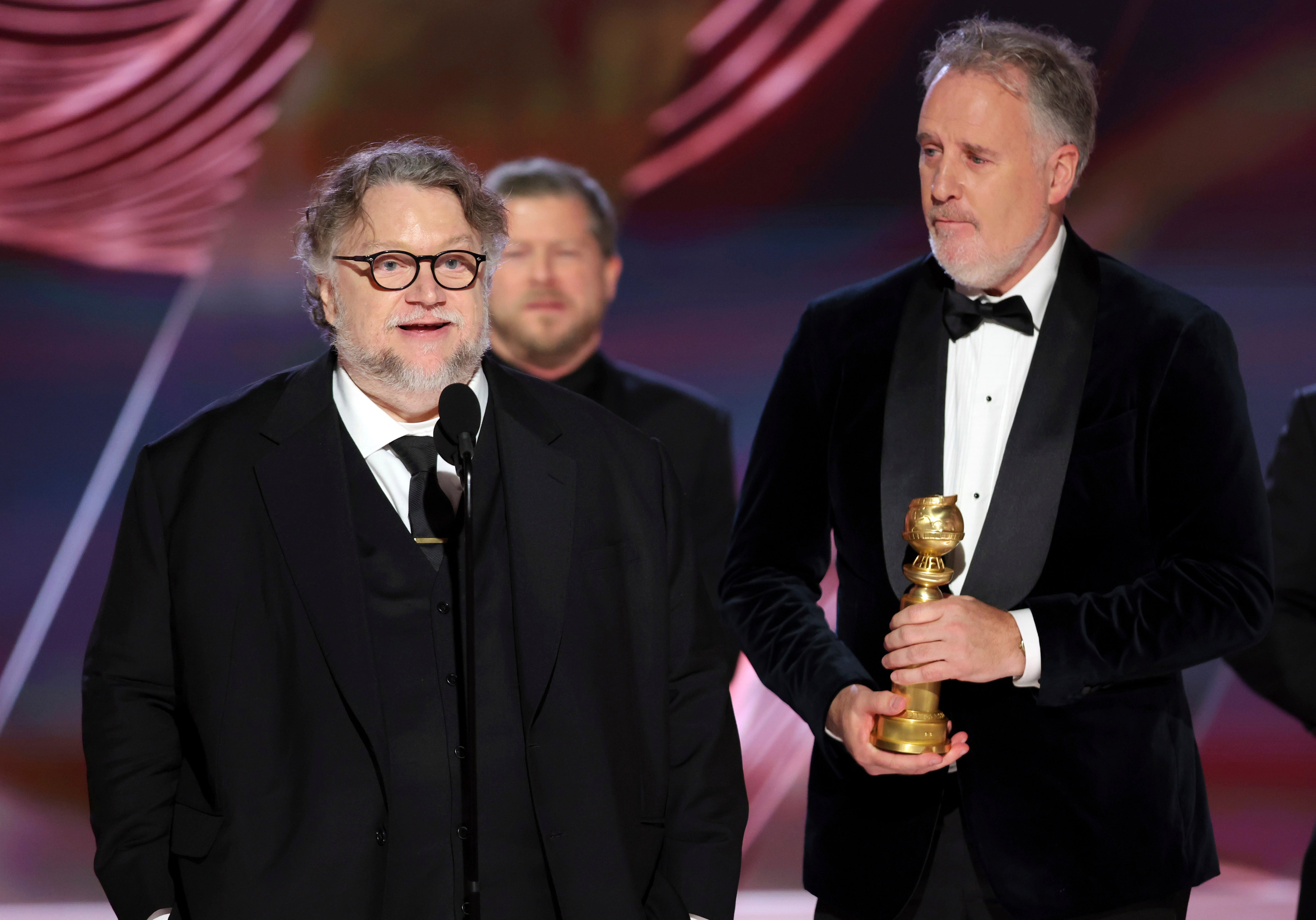 OSCAR-GUILLERMO DEL TORO