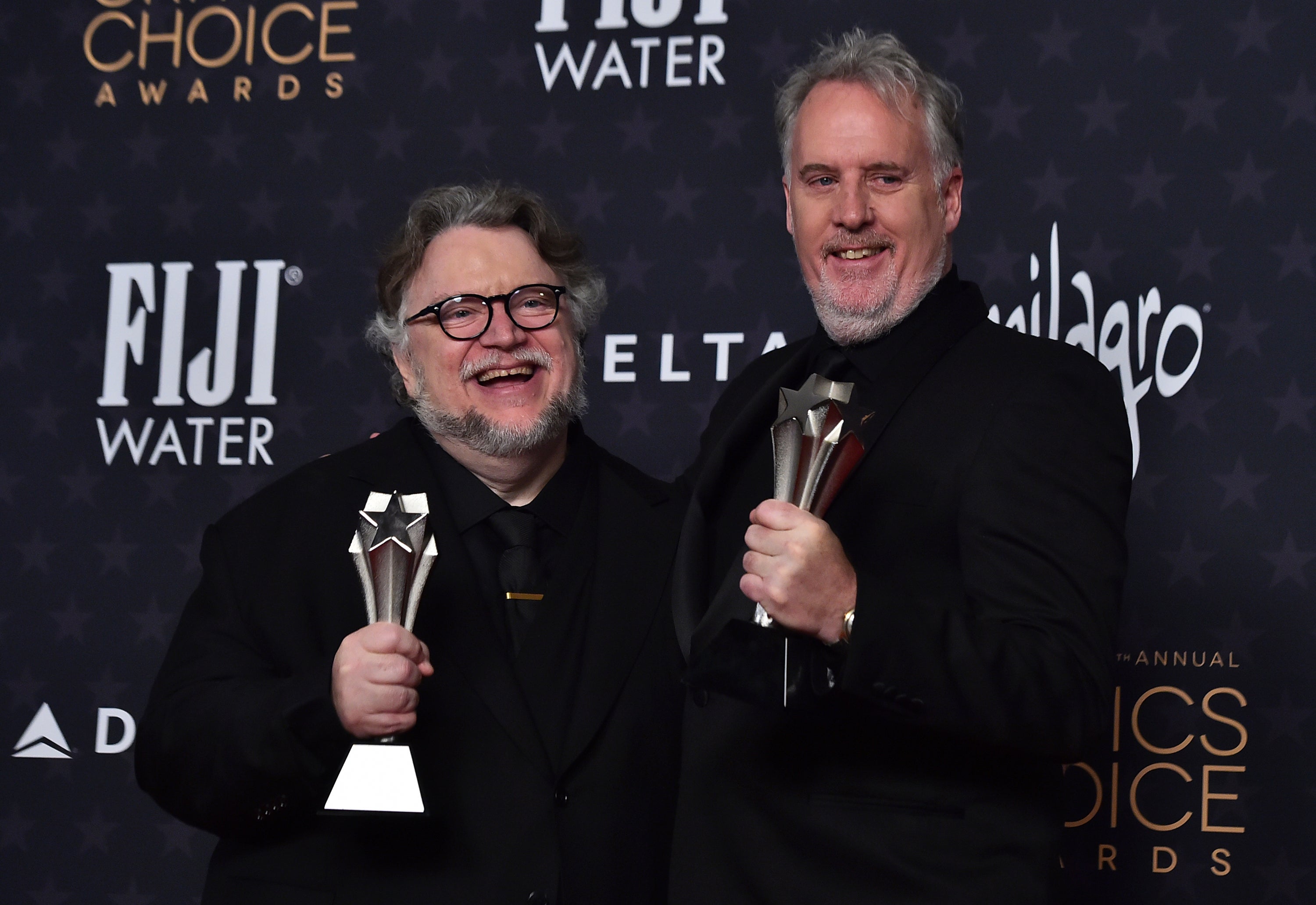 OSCAR-GUILLERMO DEL TORO