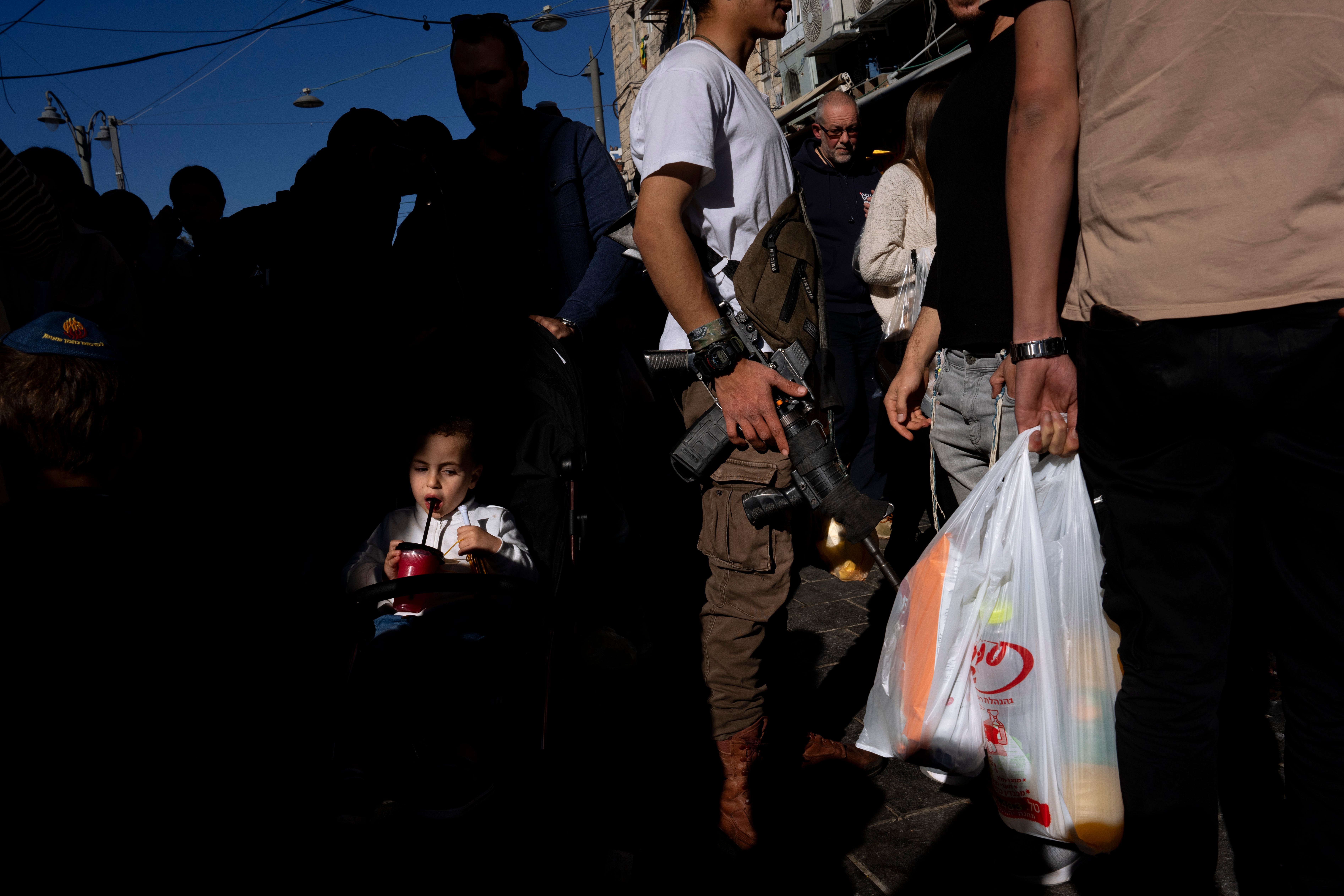 ISRAEL-GUERRA DEL PLÁSTICO