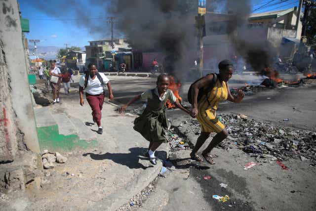 HAITÍ-PANDILLAS-DEMOCRACIA EN PELIGRO