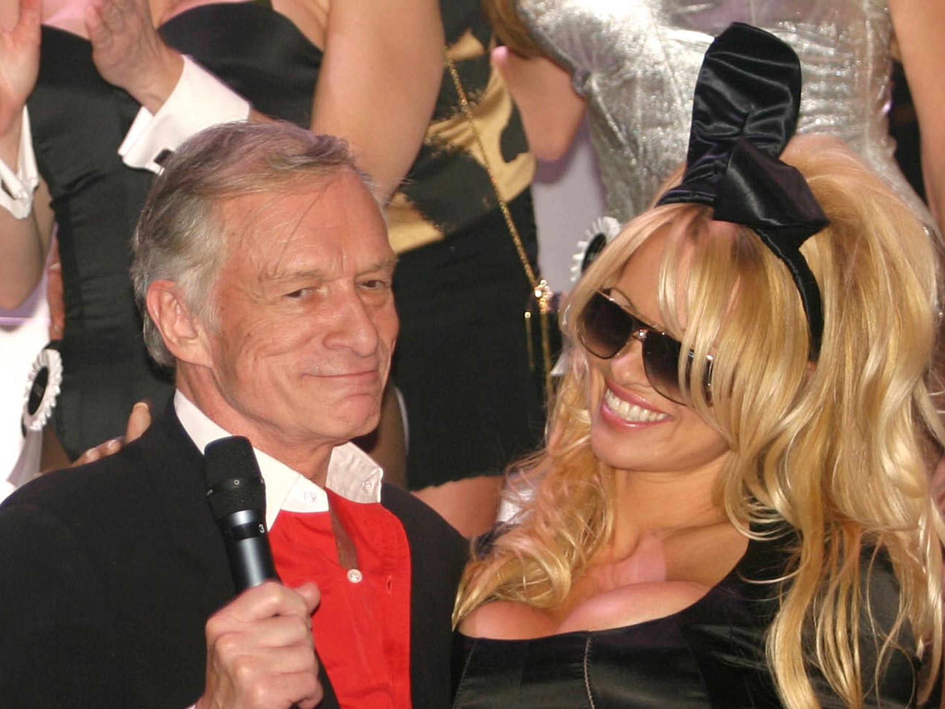 Hugh Hefner y Pamela Anderson en 2003