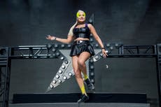 Kim Petras charla sobre comunidad trans previo a los Grammy